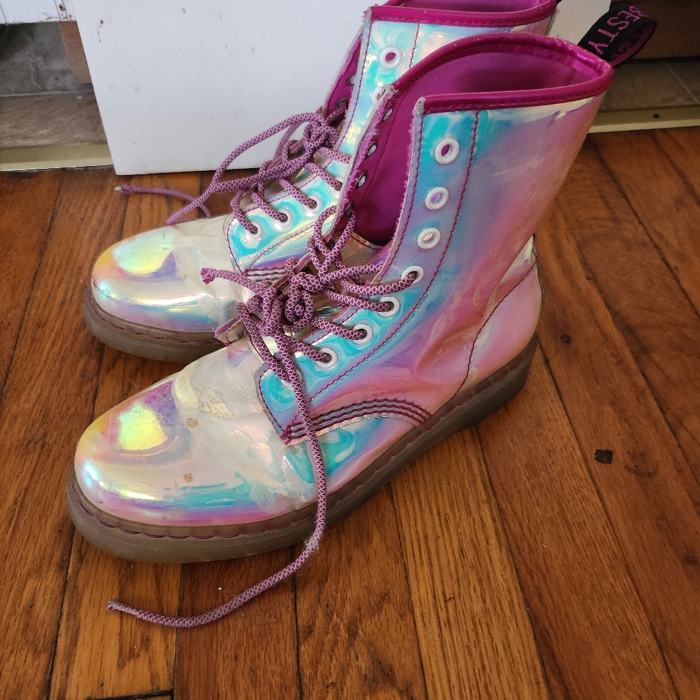 Festy besty holographic boots size 9